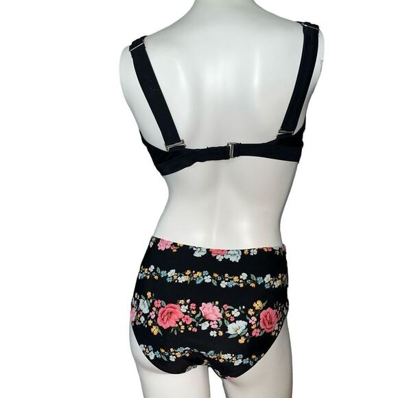 Old Navy bikini black top with floral bottom Sm bottom Med top - Picture 5 of 10